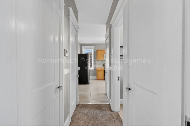 Building Photo - 4762 Alma Ave