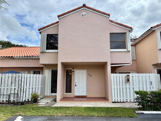 Primary Photo - 11820 SW 80th St