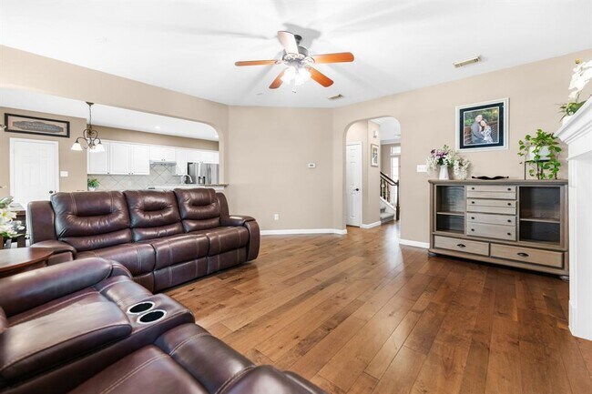 Building Photo - 15150 Galena Dr