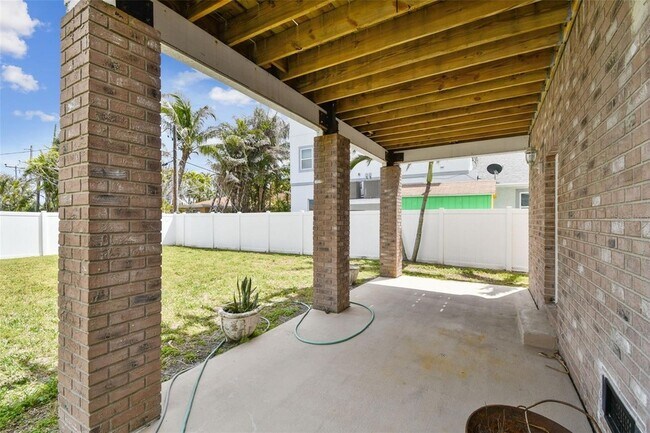 Building Photo - 16033 Gulf Blvd