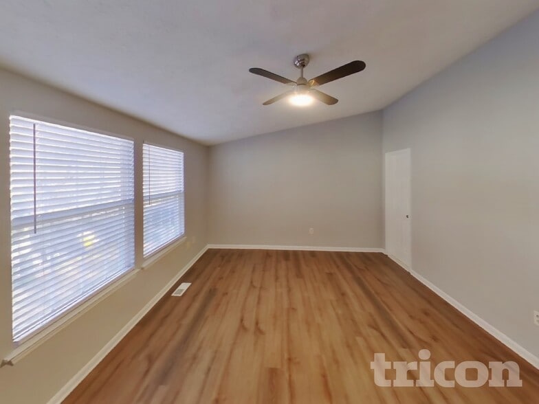 Building Photo - 2551 Log Mill Ct