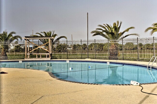 Building Photo - 23115 Camino St