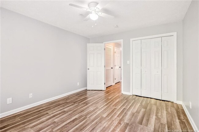 Building Photo - 275 Waterdown Dr