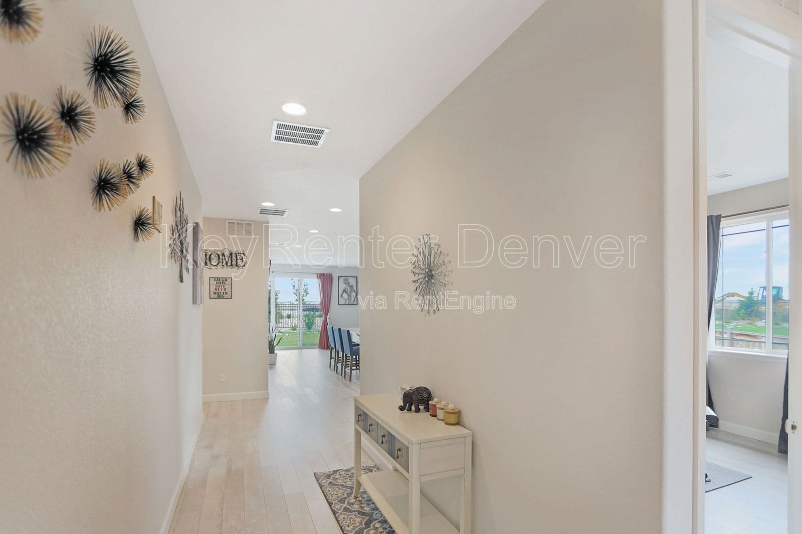 Building Photo - 270 S Langdale Ct