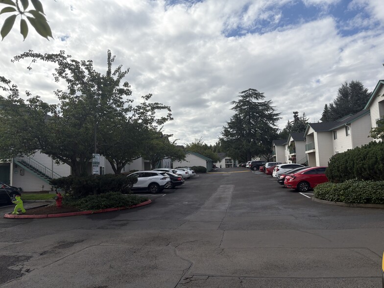 Primary Photo - Kings Garden Apartments
