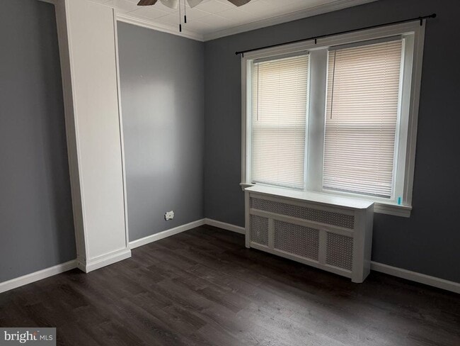 Building Photo - 126 E Berkley Ave