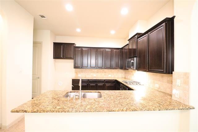 Building Photo - 2467 Embleton Dr