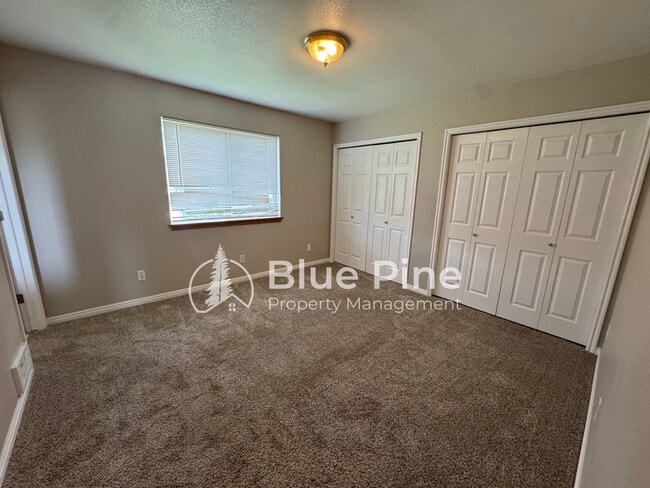 Building Photo - 3535 Spring Creek Dr