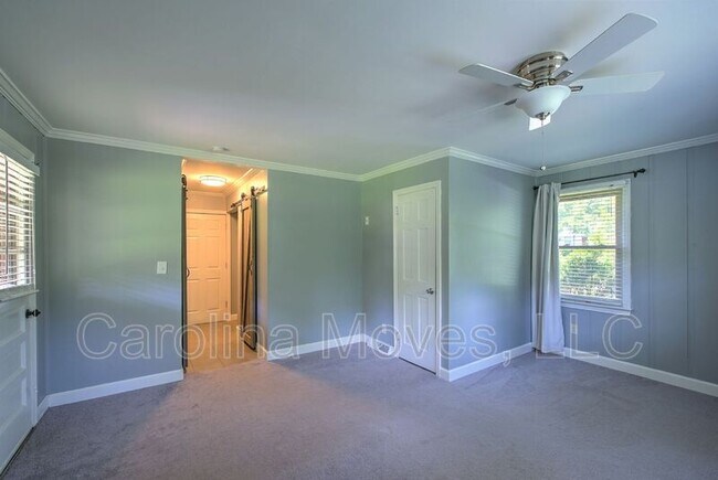 Building Photo - 119 Windemere Dr