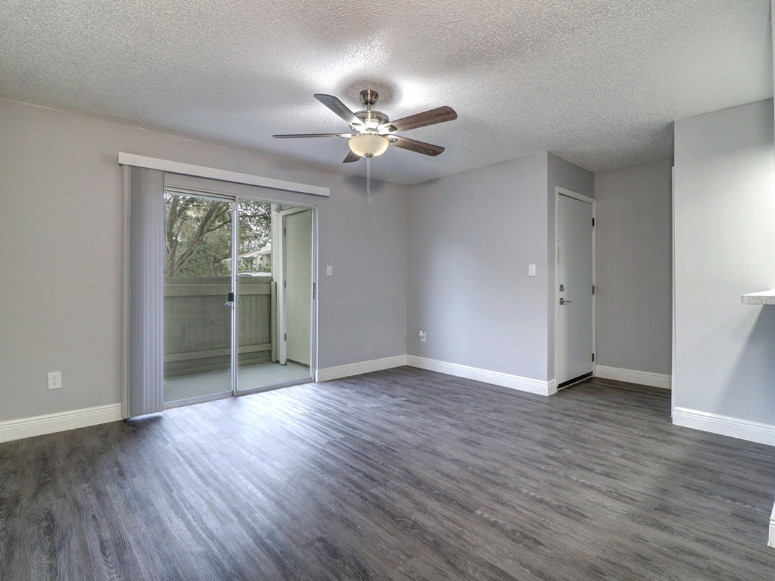 The Grove Apartments Tampa Fl Apartment Finder