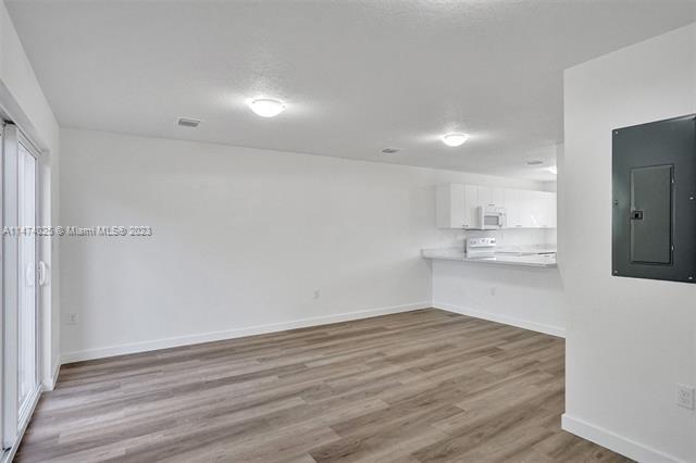 Building Photo - 58 SW 3rd Ct