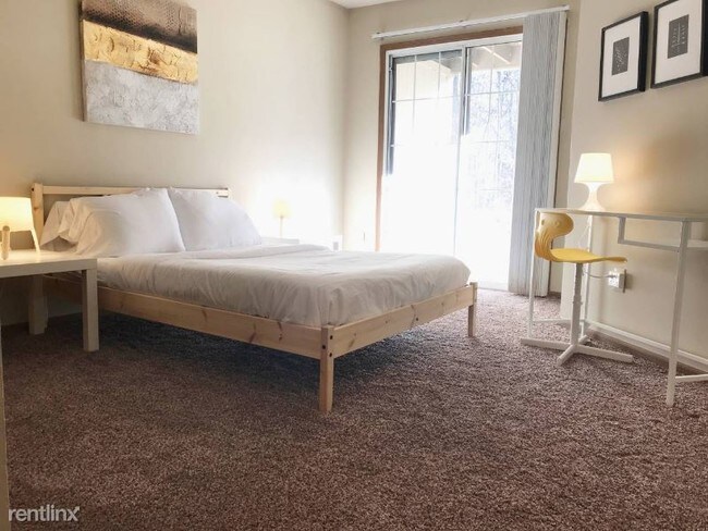 Building Photo - 6601 Reflections Dr