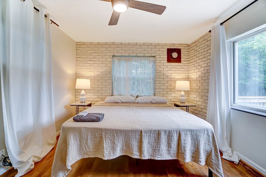 Building Photo - 531 Norway Ave