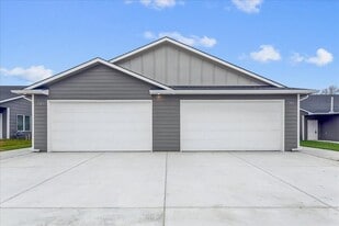 Building Photo - 2953 S Bunker Hl