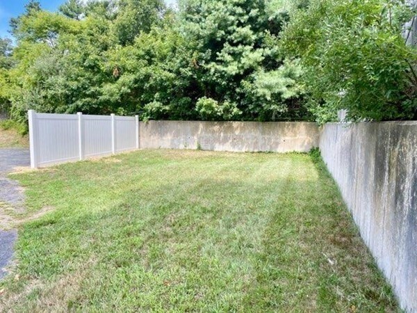 Building Photo - 1164 State Rd