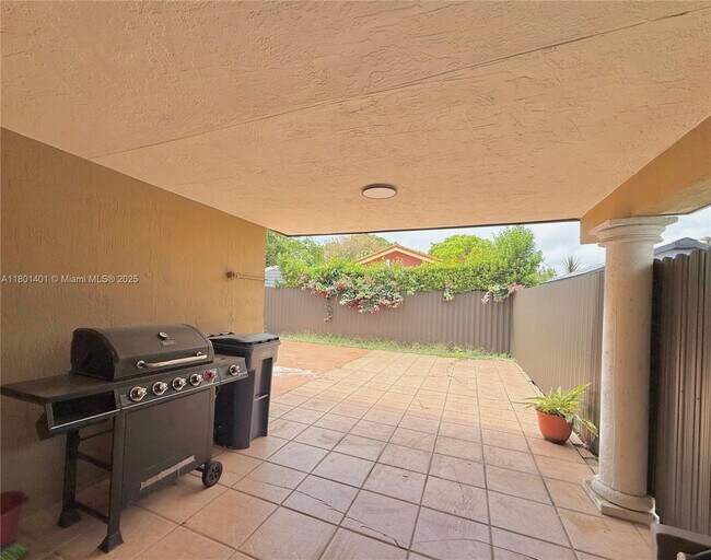Building Photo - 13735 SW 157th St