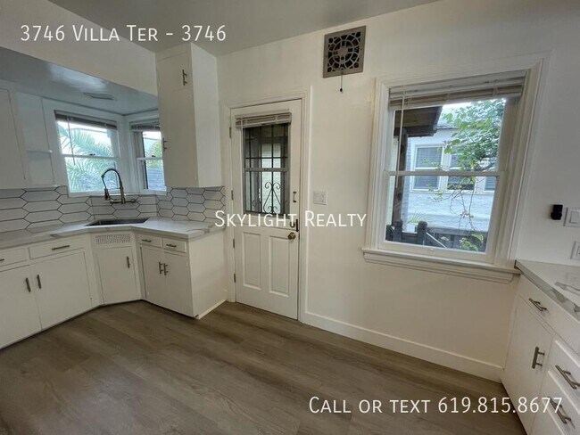 Building Photo - 3746 Villa Terrace