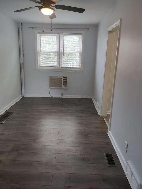 Building Photo - 7606 Wyndale Ave