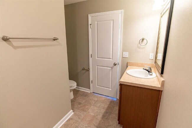 Building Photo - 2248 Del Carmel Way