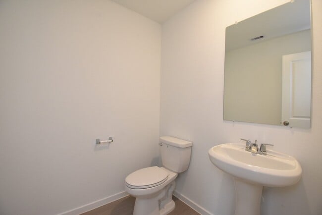 Building Photo - 3083 Sunset Glory Dr