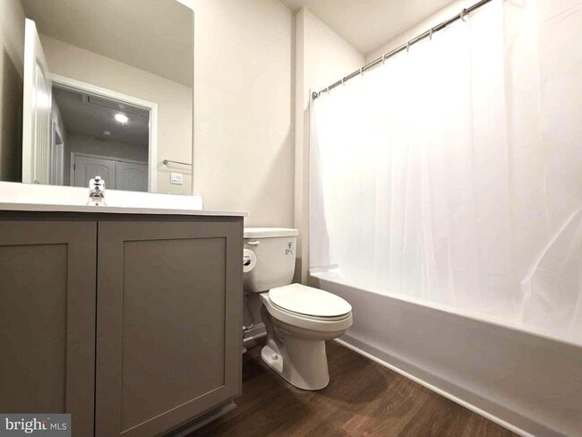 Building Photo - 1424 Sugarplum Ln