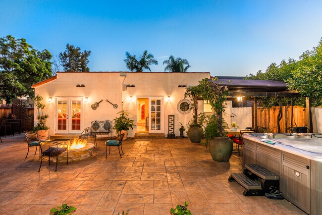 Building Photo - 6335 Warner Dr