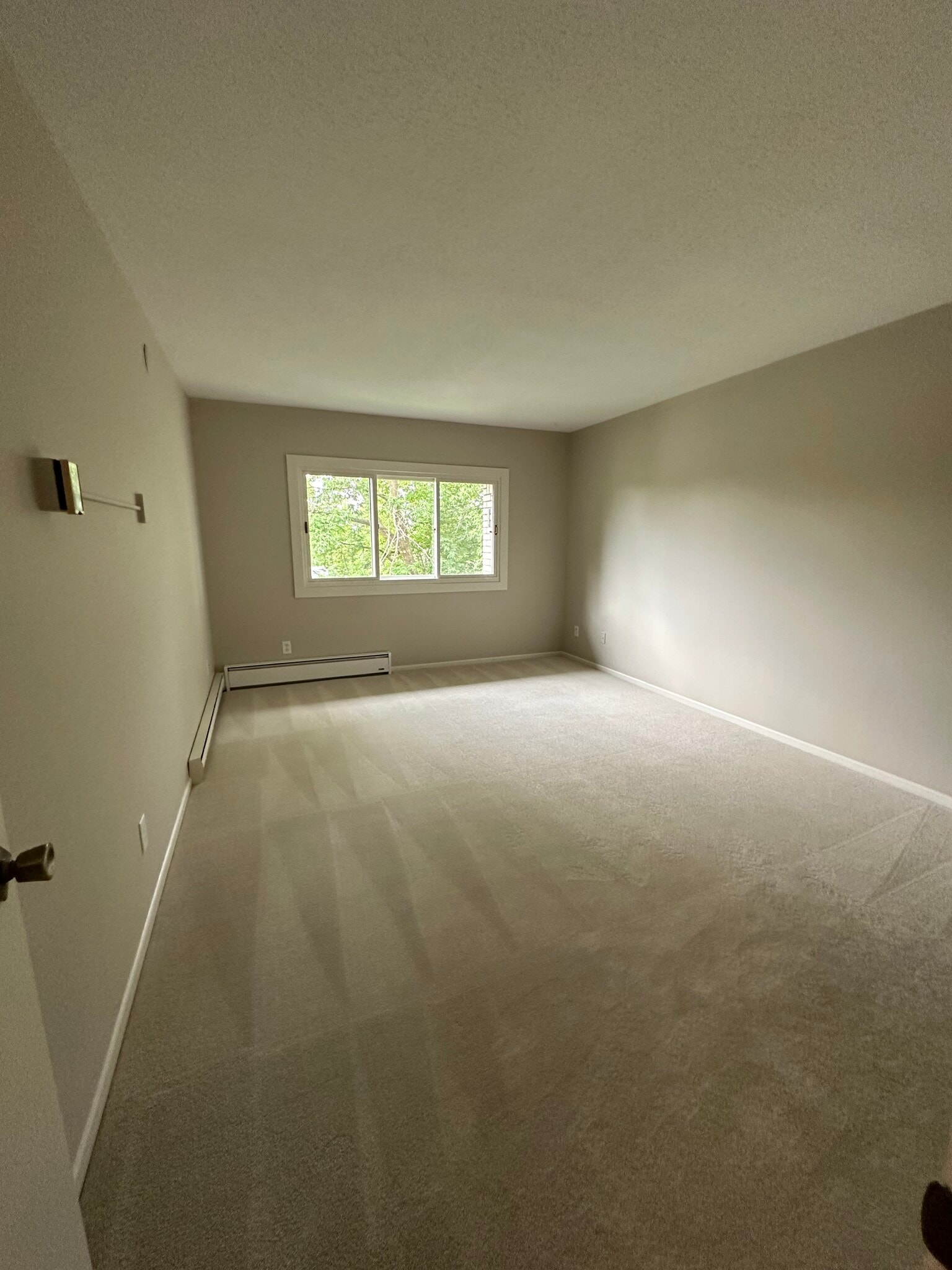 Primary en-suite bedroom - 4075 W 51st St