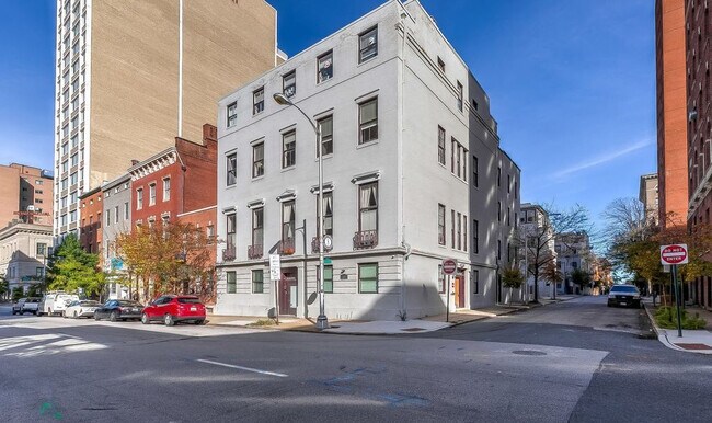 Building Photo - 505 Park Ave