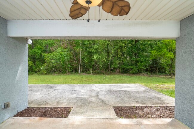 Building Photo - 2116 Wood Stork Ave