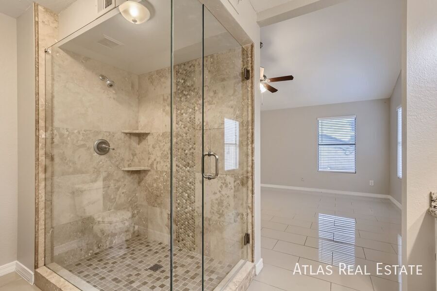 Building Photo - 5337 W Desert Hills Dr