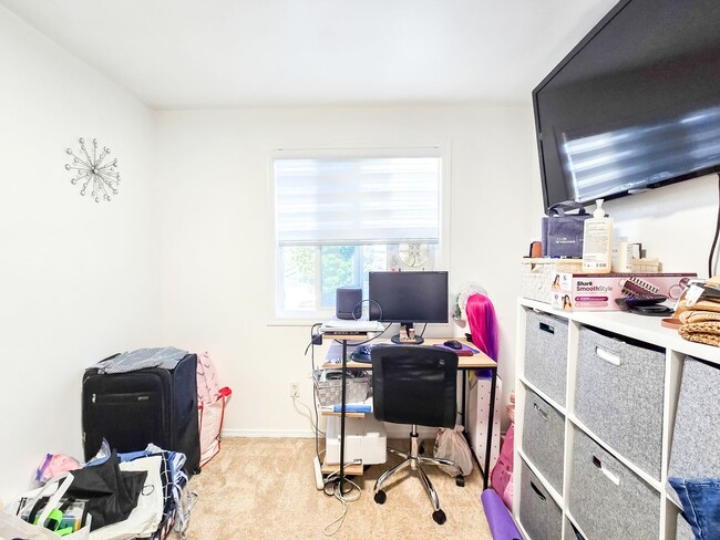 Building Photo - Berry Farms 3BD