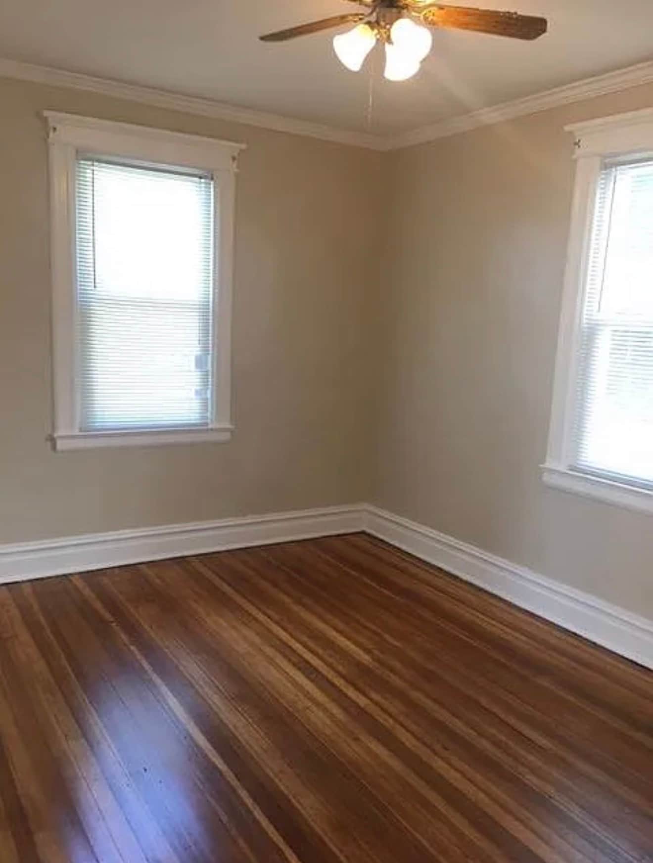 Building Photo - 47 Hillcrest Ave