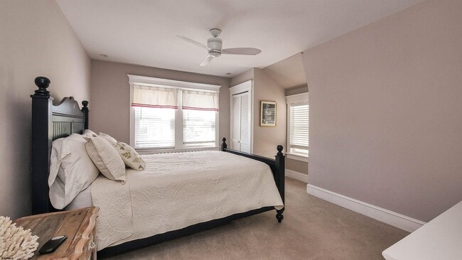 Building Photo - 26 S Oakland Ave