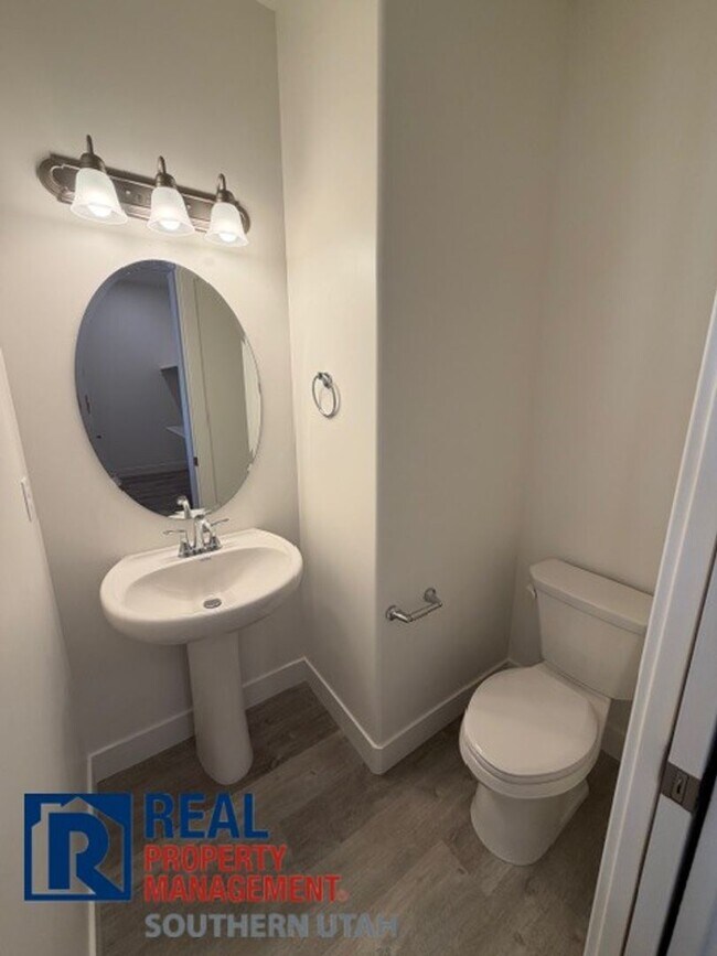 Building Photo - Brand New Home near Sand Hollow