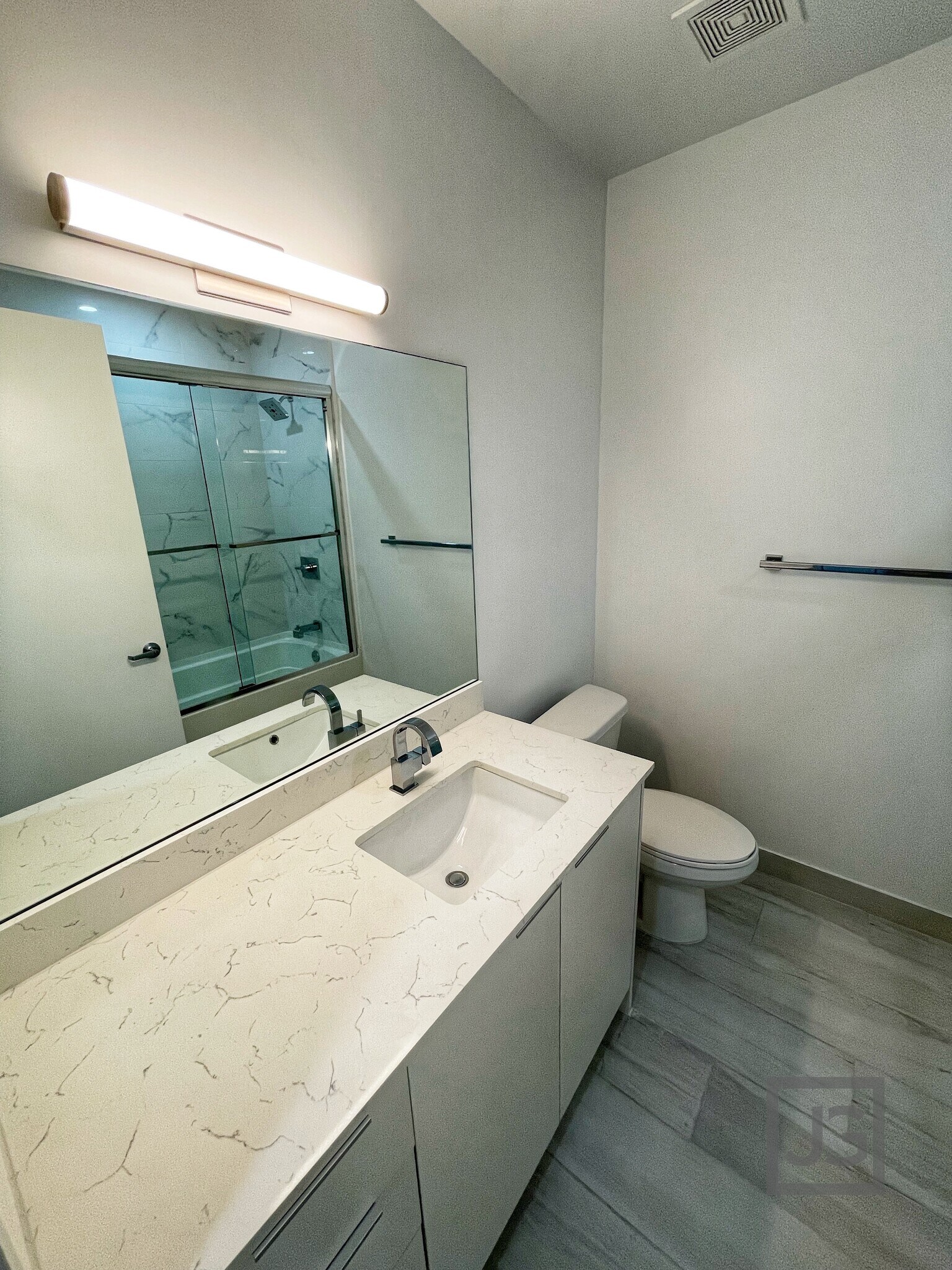 Bathroom - 326 NE 5th Ave