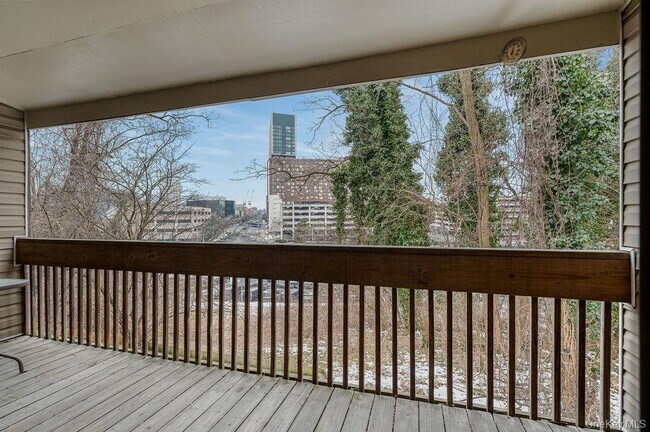 Building Photo - 30 Hillside Terrace