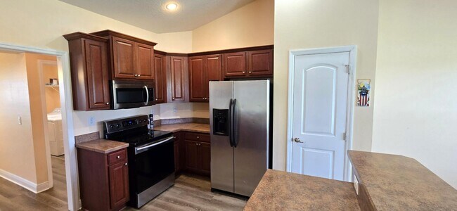 Building Photo - 2061 Big Buck Dr