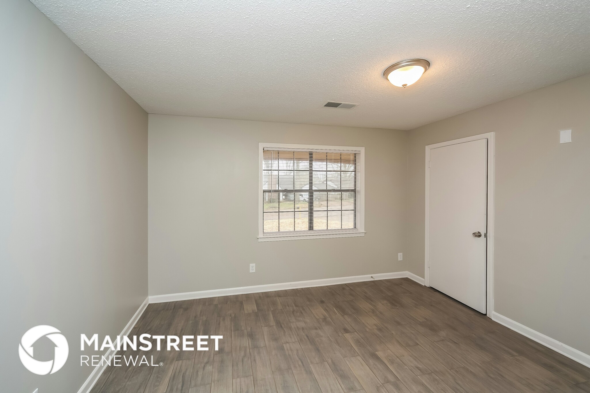 Building Photo - 7644 Millbridge Dr
