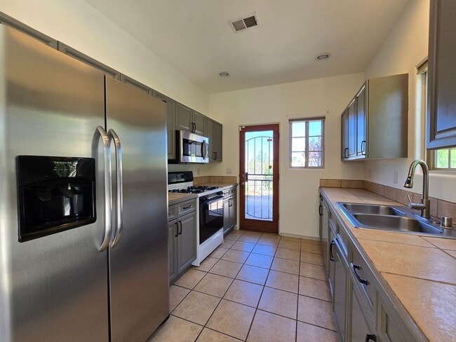 Building Photo - 4141 Soaring Eagle Ln