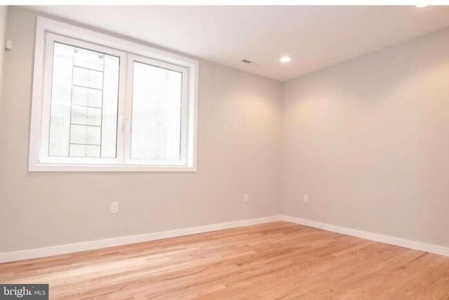 Building Photo - 1819 Ginnodo St