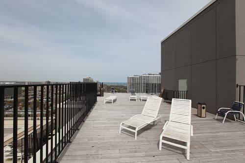 Building Photo - 720 W Gordon Terrace