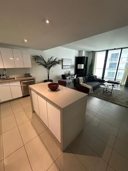 Kitchen - 1600 NE 1st Ave