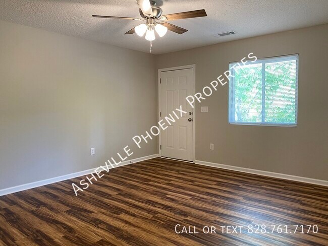 Building Photo - 456 Reems Creek Rd