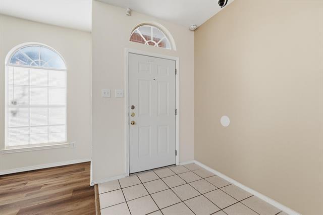 Building Photo - 1048 Harriman Dr