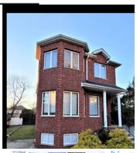 Building Photo - 70A Bayview Ave