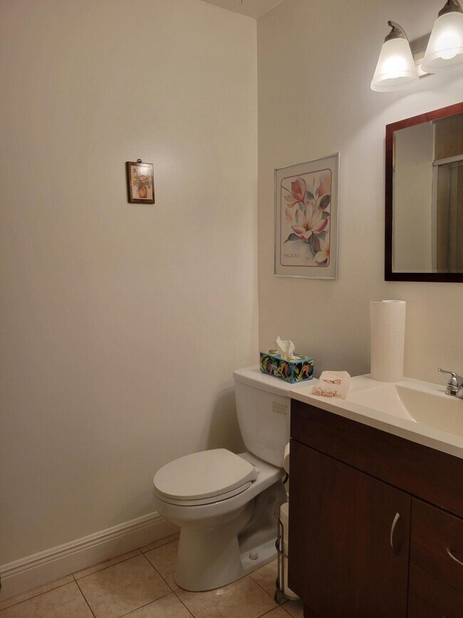 Building Photo - 14629 Canalview Dr