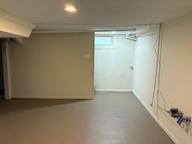 Building Photo - 2140 Dartmouth Ave