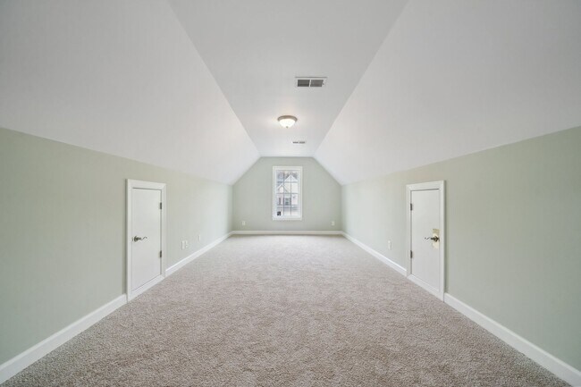 Building Photo - Welcome to Windmill Meadows!