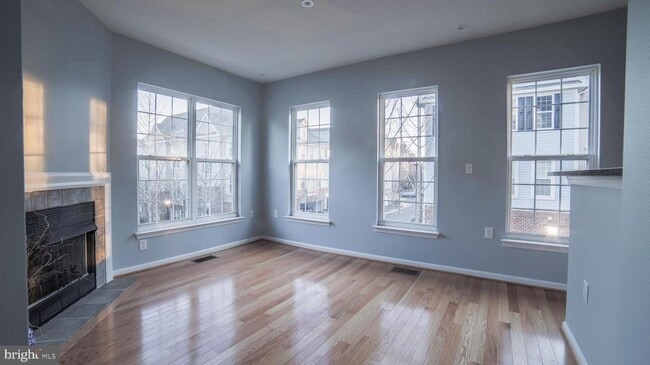 Building Photo - 8067 Nicosh Cir Ln