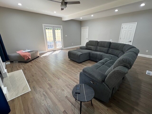 Lower level family room - 228 Doane St SW